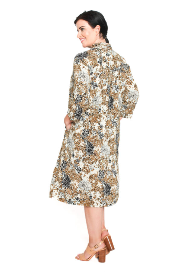 Masai MaNettie shawl collar dress - Green/Cream - Image 2