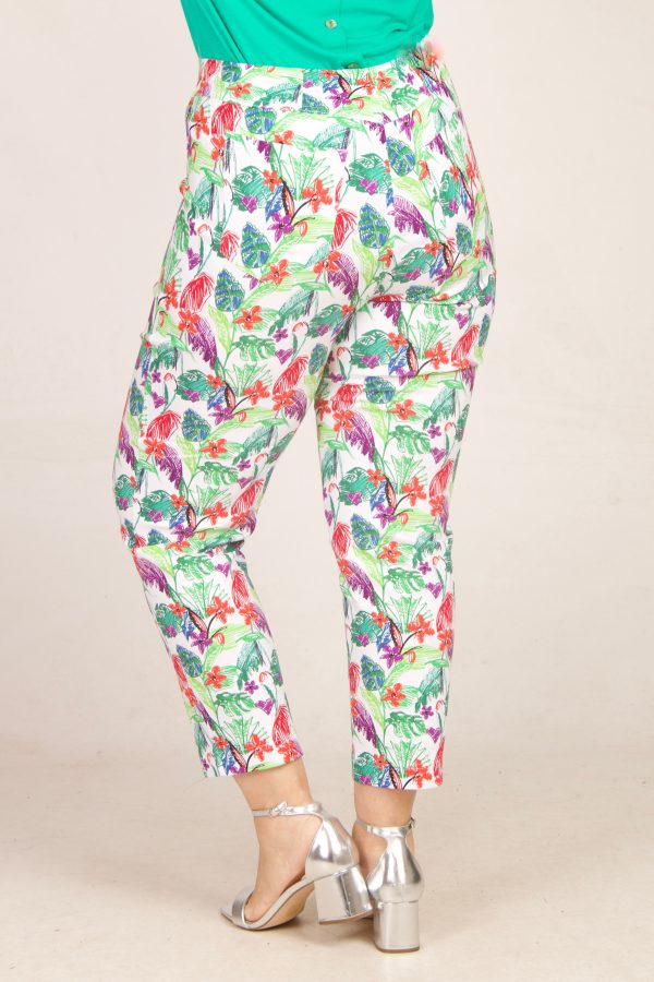 Robell Bella handdrawn crops - Green Multi - Image 3