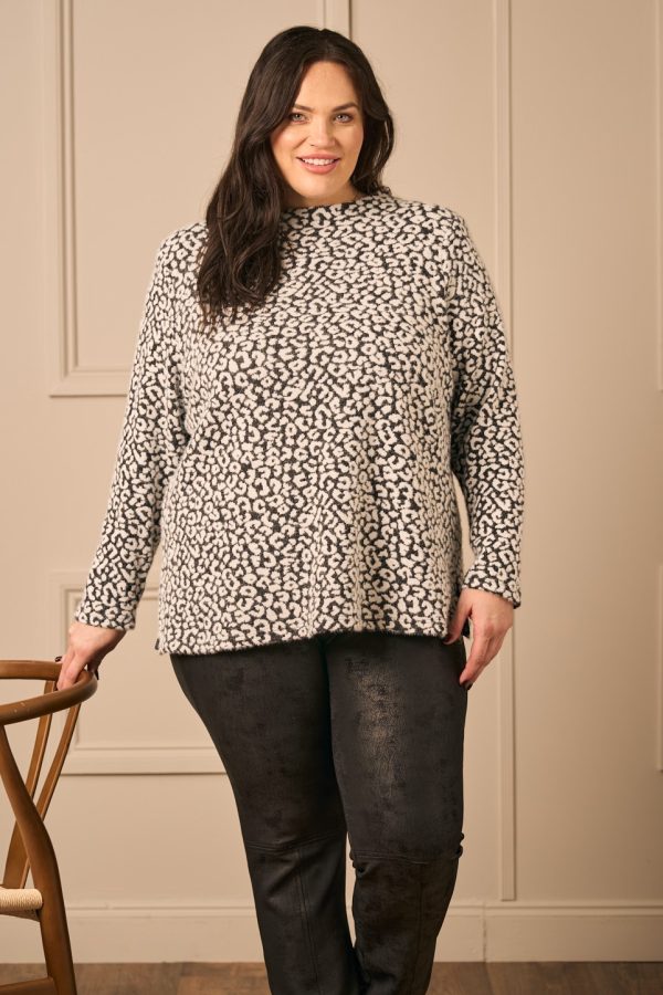 Mona Lisa fluffy knit top - Black/White - Image 3