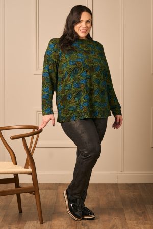 OUr model is wearing Mona LIsa ribbed jersey top in green for Froxx Clothing