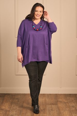 OUr gorgeous new model Zhana Paton is wearing Thanny batwing jumper in purple for Froxx Clothing plus size specialists